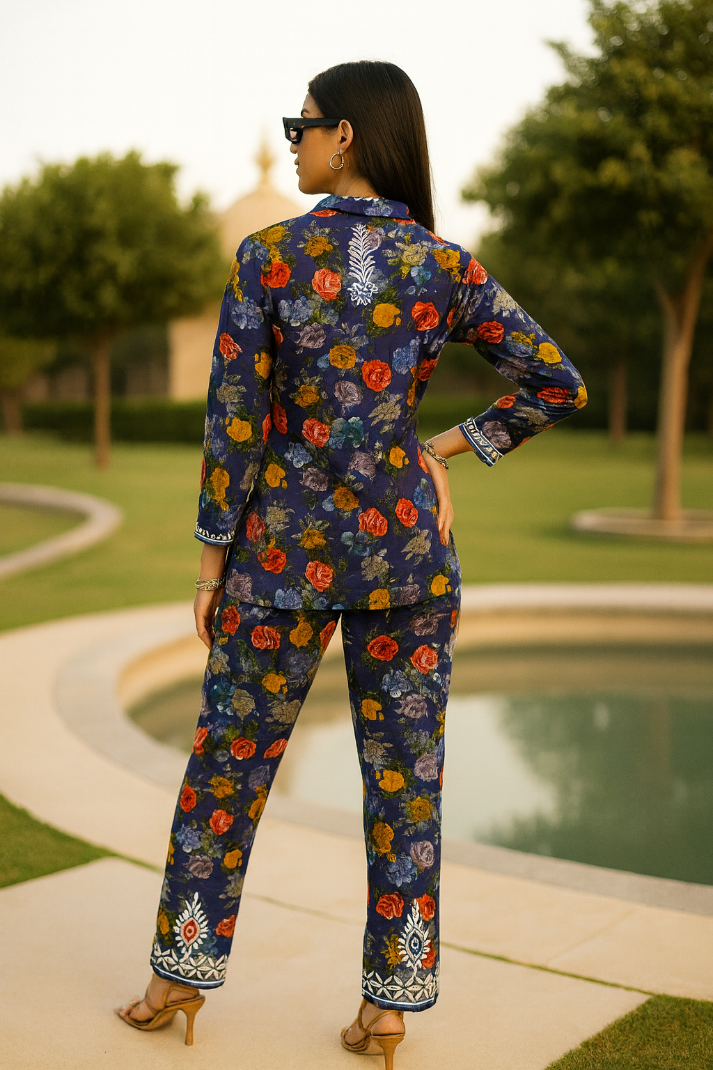 Chikankari embroidered & floral printed 3/4 sleeves co-ord set.