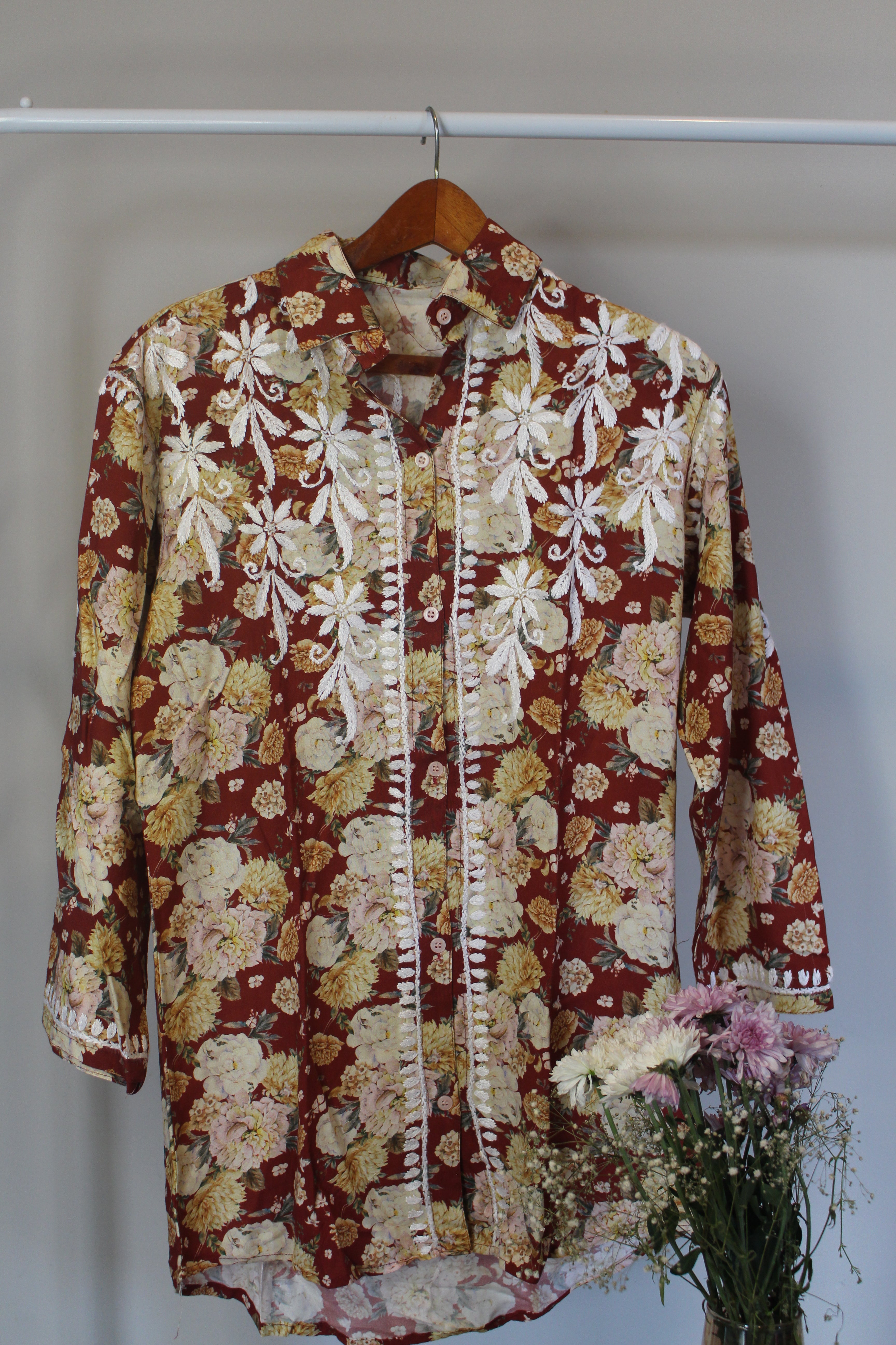 Chikankari embroidered & floral printed regular fit shirt