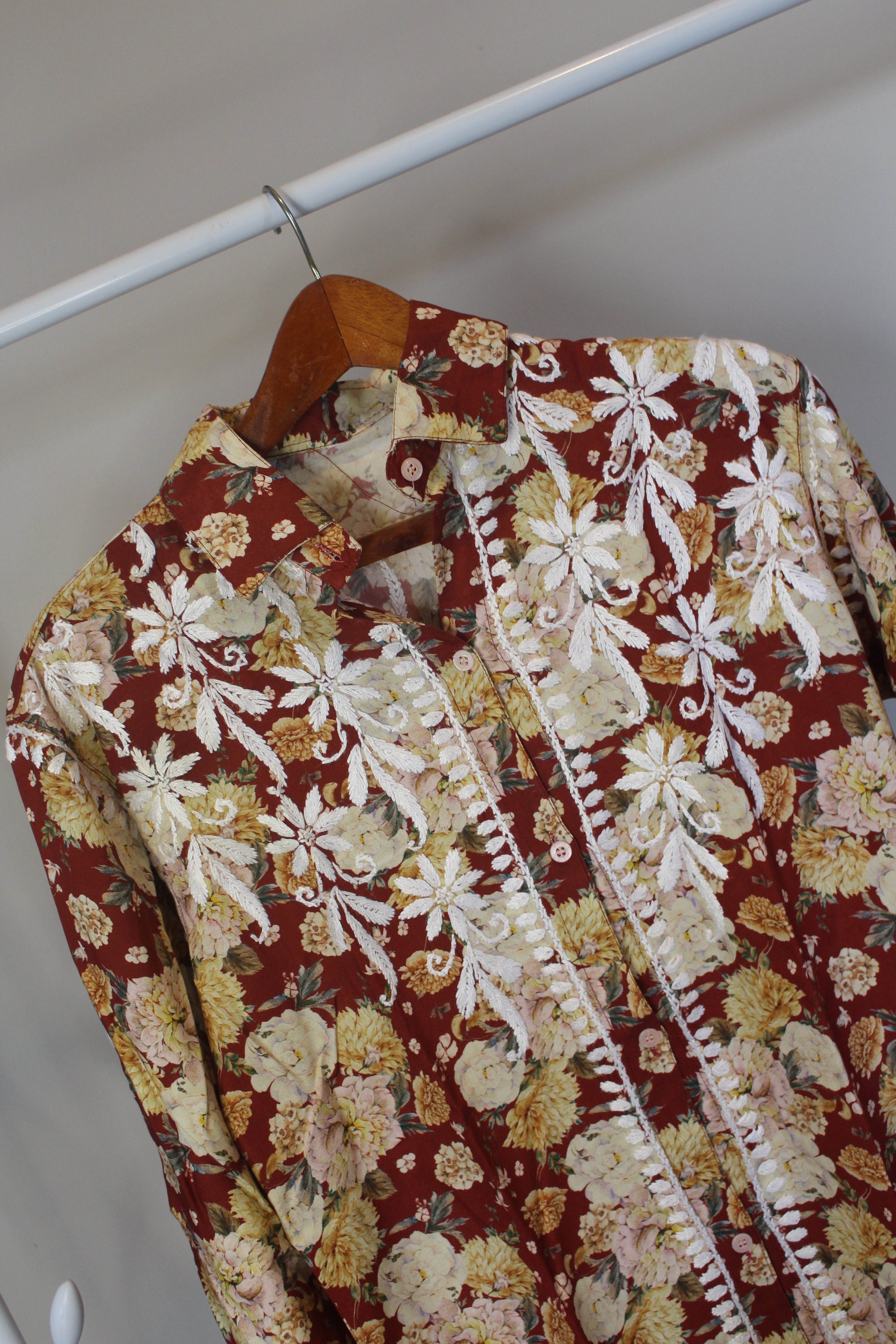 Chikankari embroidered & floral printed regular fit shirt