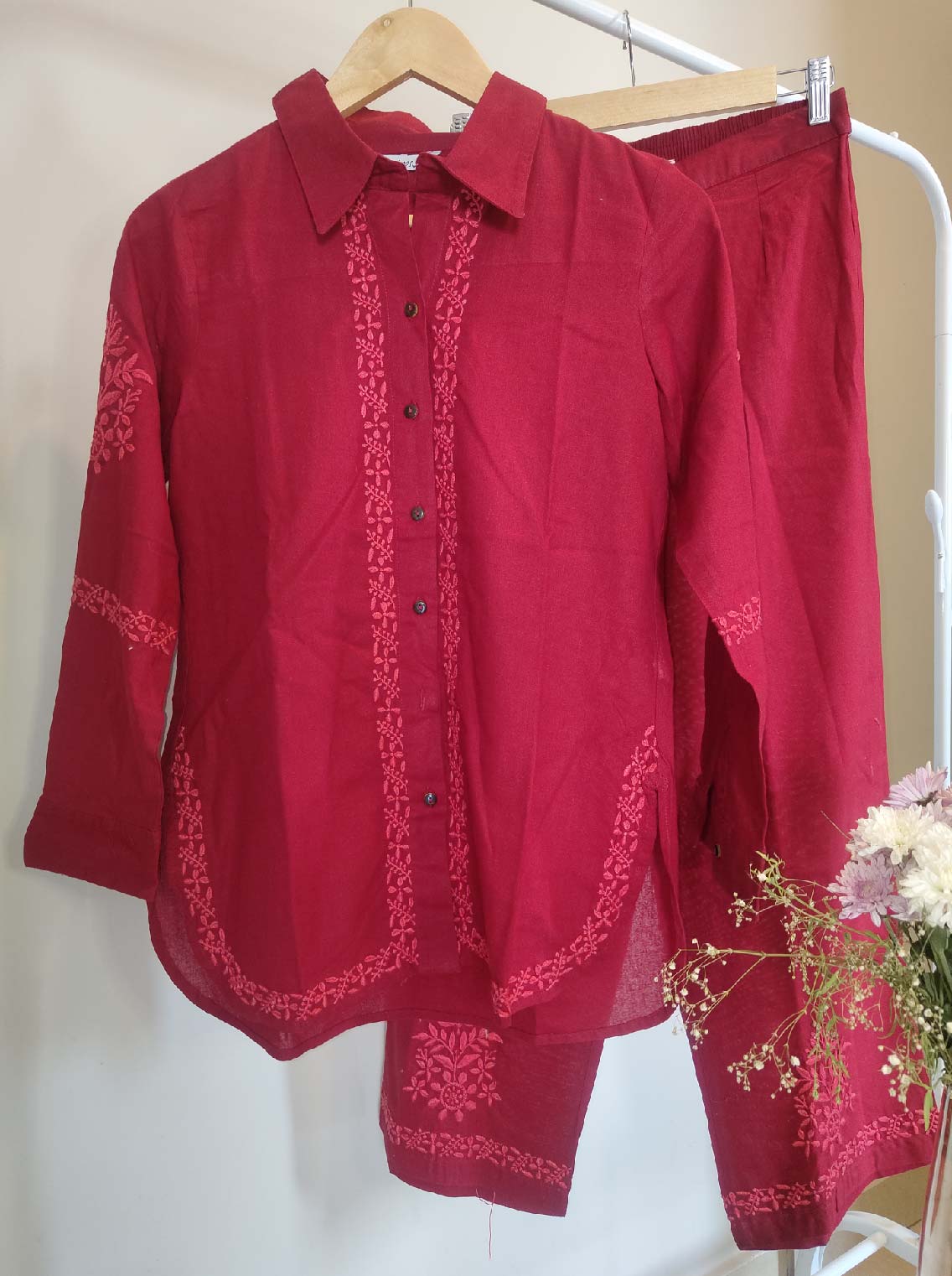 Chikankari embroidered high low hem full sleeves co-ord set