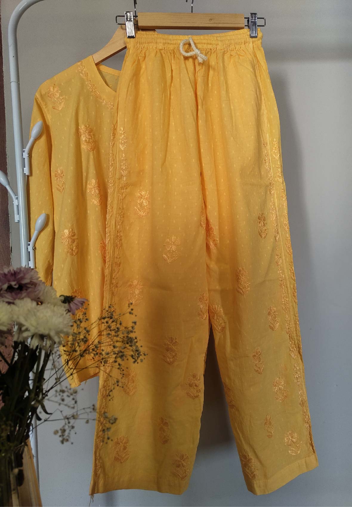 Chikankari embroidered butti 3/4 sleeves co-ord set