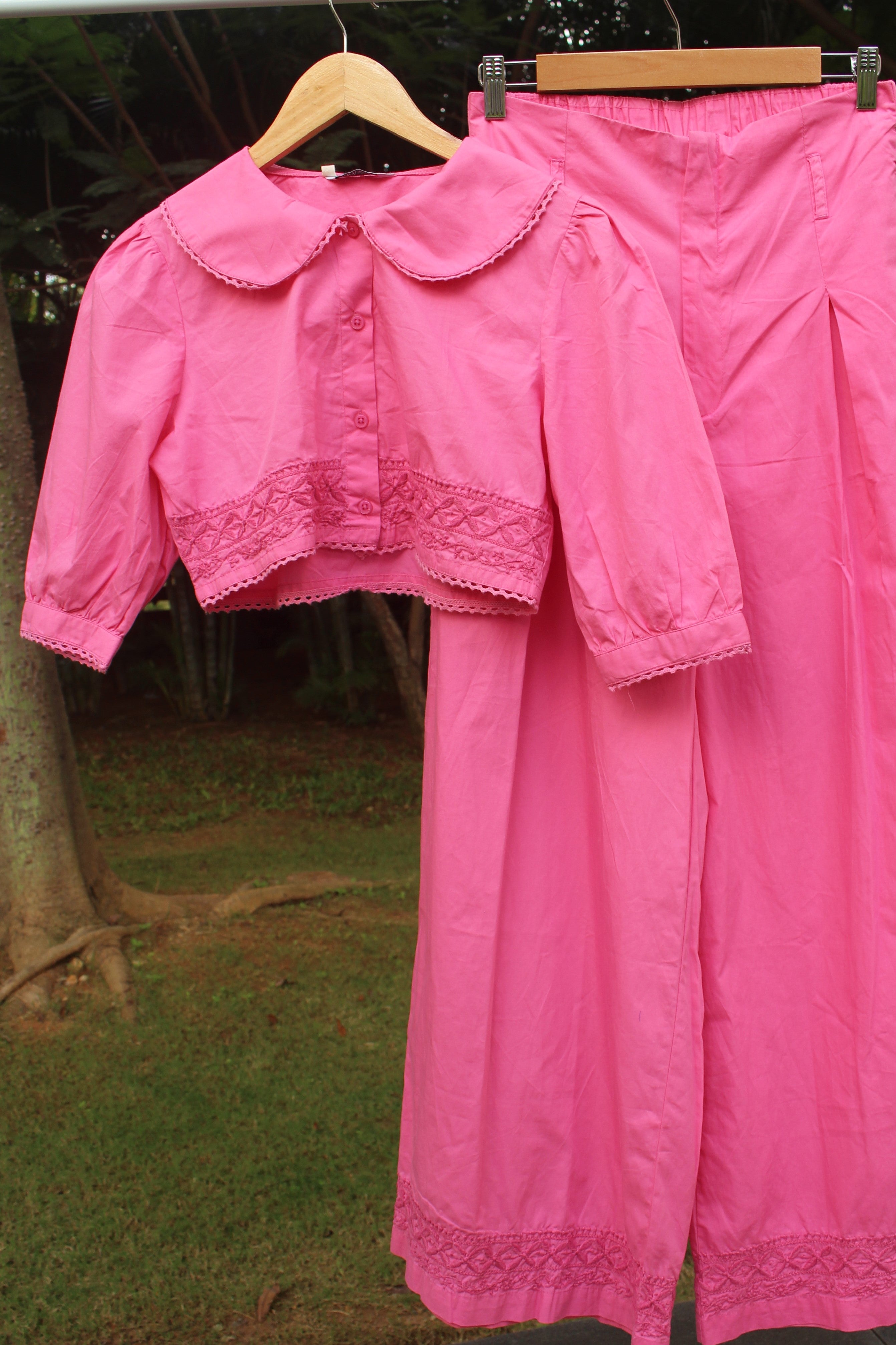 Chikankari embroidered & lace detailed co-ord set.